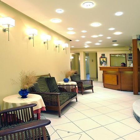 Delfinia Hotel Тинос Екстериор снимка