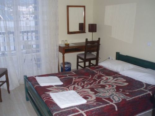 Delfinia Hotel Тинос Екстериор снимка