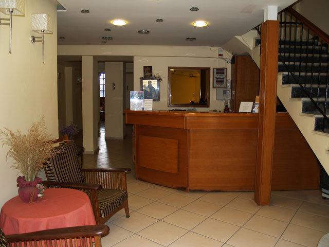 Delfinia Hotel Тинос Екстериор снимка