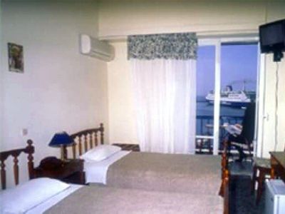 Delfinia Hotel Тинос Екстериор снимка